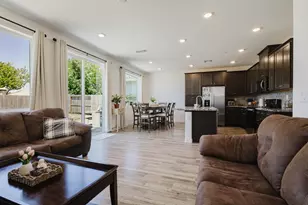 8629 McCloud River Wy, Sacramento, CA 95828 - Photo 26