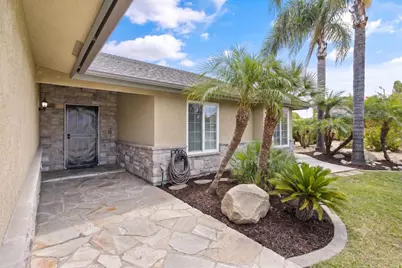 2175 Beechwood Court, Hanford, CA 93230 - Photo 6
