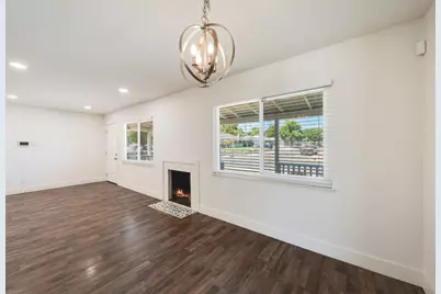 6109 Larry Way, North Highlands, CA 95660 - Photo 6