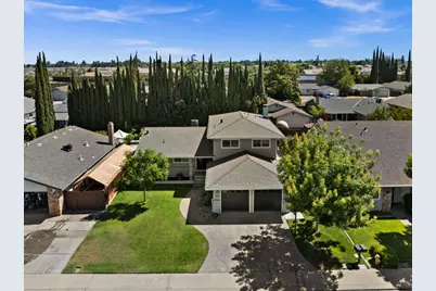 864 Siskiyou Lane, Manteca, CA 95336 - Photo 2