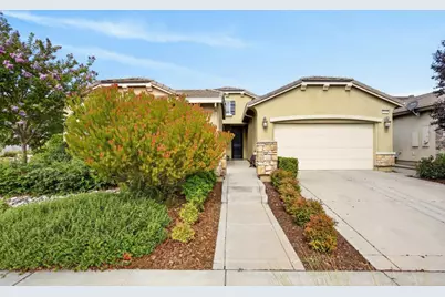 2220 Russell, Woodland, CA 95776 - Photo 4
