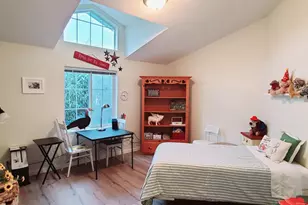 Full Circle, Davis, CA 95618 - Photo 14