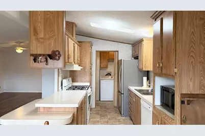 Lafayette, Roseville, CA 95678 - Photo 6