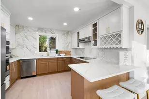 5401 J St, Sacramento, CA 95819 - Photo 14