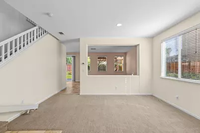 1577 Parkside Court, Tracy, CA 95376 - Photo 10