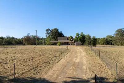 13749 Lancaster Road, Oakdale, CA 95361 - Photo 4