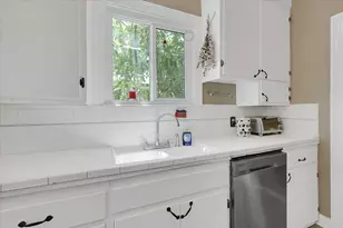 368 Robinson Ave, Yuba City, CA 95991 - Photo 28