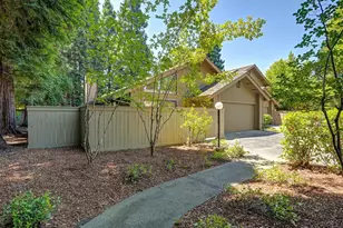 1815 Discovery Village Ln, Rancho Cordova, CA 95670 - Photo 2