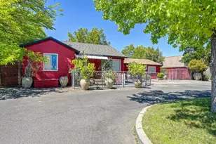9271 Elk Grove Blvd, Elk Grove, CA 95624 - Photo 2