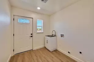 4564 Ardmore Ave, Olivehurst, CA 95961 - Photo 28
