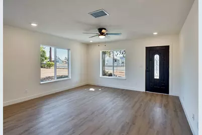 4564 Ardmore Avenue, Olivehurst, CA 95961 - Photo 4