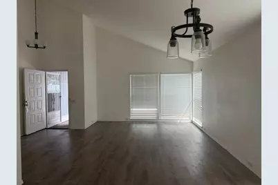 8107 Darien Circle, Sacramento, CA 95828 - Photo 8