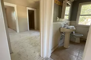 230 N 3rd St, Patterson, CA 95363 - Photo 32