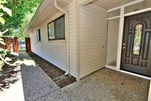 4929 Clear Cir, Carmichael, CA 95608 - Photo 2