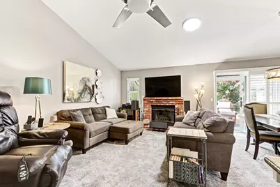 5406 Sitka Court, Elk Grove, CA 95758 - Photo 8