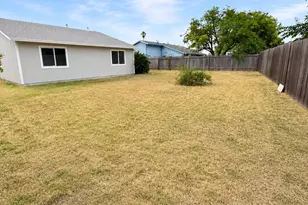 4372 Evelyn Dr, Olivehurst, CA 95961 - Photo 22