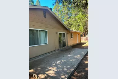 37398 Cypress Avenue, Burney, CA 96013 - Photo 4