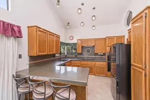 195 Diamond Oaks Rd, Roseville, CA 95678 - Photo 28