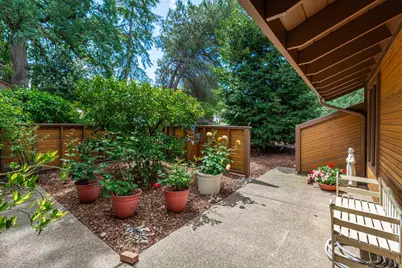 195 Diamond Oaks Road, Roseville, CA 95678 - Photo 8
