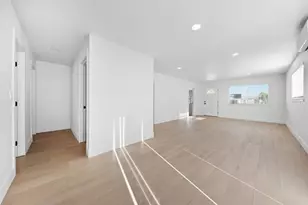 7607 Elder Creek Rd, Sacramento, CA 95824 - Photo 12