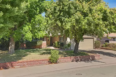 8410 Roxburgh Way, Stockton, CA 95209 - Photo 2