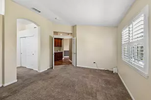 8834 Breaker Point Ct, Elk Grove, CA 95758 - Photo 30