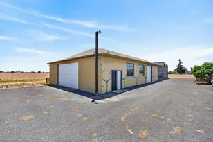 16696 N Locust Tree Rd, Lodi, CA 95240 - Photo 48
