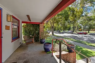 3117 McKinley Blvd, Sacramento, CA 95816 - Photo 2