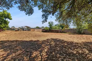 17 Nelsier Pl, Oroville, CA 95966 - Photo 34