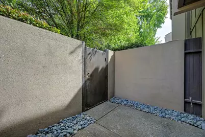 891 Woodside Lane #2, Sacramento, CA 95825 - Photo 4