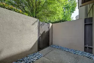 891 Woodside Ln, Sacramento, CA 95825 - Photo 4