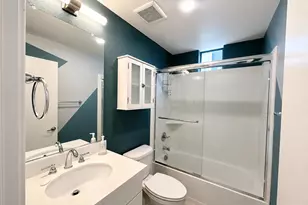 166 Log Pond Ln, Sacramento, CA 95818 - Photo 2