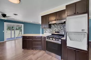 2137 Holcomb Ave, Yuba City, CA 95993 - Photo 14