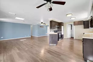 2137 Holcomb Ave, Yuba City, CA 95993 - Photo 12