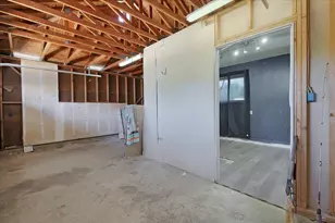 2137 Holcomb Ave, Yuba City, CA 95993 - Photo 16