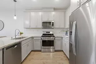 3716 E Commerce Way, Sacramento, CA 95834 - Photo 10