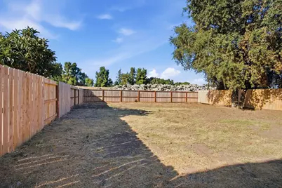 3528 Higgins Avenue, Stockton, CA 95205 - Photo 24