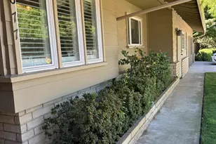 1677 Poplar St, Oakdale, CA 95361 - Photo 2
