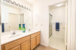 4923 Shady Leaf Way, Sacramento, CA 95838 - Photo 18
