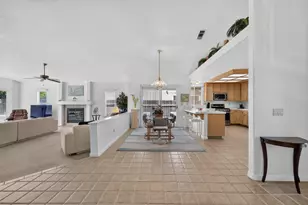 4923 Shady Leaf Way, Sacramento, CA 95838 - Photo 8