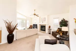 4923 Shady Leaf Way, Sacramento, CA 95838 - Photo 10