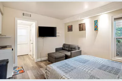 303 W Street, Sacramento, CA 95818 - Photo 20