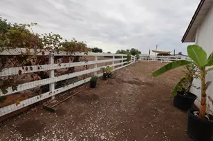 307 Mansfield Rd, Hollister, CA 95023 - Photo 4
