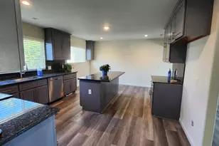 307 Mansfield Rd, Hollister, CA 95023 - Photo 24