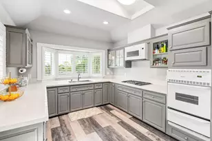 2422 U St, Sacramento, CA 95818 - Photo 14
