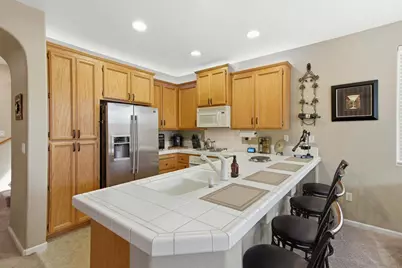 2330 Nucla Way, Sacramento, CA 95834 - Photo 8