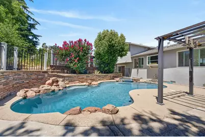 7913 Coral Oak Way, Citrus Heights, CA 95610 - Photo 38