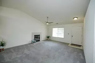 875 Magnetite Way, Waterford, CA 95386 - Photo 6