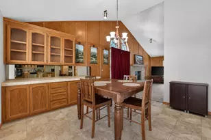 629 Tanbark Oak Ct, El Dorado Hills, CA 95762 - Photo 2