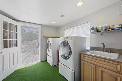6948 Dry Creek Road, Rio Linda, CA 95673 - Photo 20